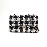 CHANEL CF口蓋包大Mini黑白毛呢29開金扣