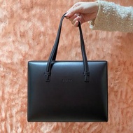 Vintage LOEWE Postal Hand Bag Medium Black Box Calf Leather Museum Collection