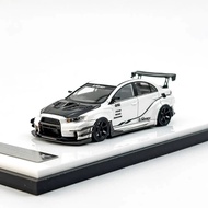 1:64 404 ERROR MODEL - Mitsubishi Lancer EVO X Varis Pearl White / Carbon