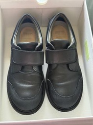 Geox 男童黑色魔術貼皮鞋