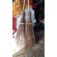 WOODEN BROOM GARDEN BROOM STICK BROOM/ STICK BROOM/ Penyapu Lantai