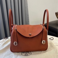 Hermes Lindy26 6C棕 銀釦