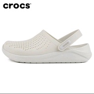 Crocs LiteRide Clog รองเท้าคร็อคส์รุ่นฮิตได้ทั้งชายหญิงรองเท้าแตะ Crocs ผลิตจากยางอย่างดีนิ่มเบาไม่ลื่นใส่สะอาดเท้า