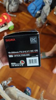 Sigma 18-200mm F3.5-6.3 II DC OS 包裝盒