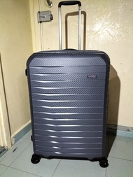 Large Suitcase V-roox