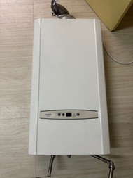 煤氣熱水爐 RS11TM simpa 5/5葵盛西邨三座 自取 需行一層樓梯