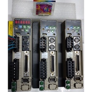 Second-Hand R88D-GT04H Servo Driver OMRON 400W Pcs: 200-240V Single Phase Output: Three 2.6A/
