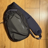 Patagonia Atom Sling Bag 8L 側背包