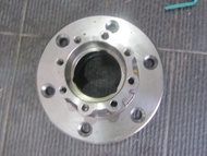 KEPALA KAMBING / WHEEL HUB COLT DIESEL CANTER BELAKANG ASLI MK503561