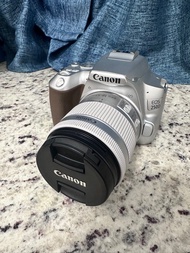 Canon EOS 250D 數碼單反相機 連 EF-S 18-55mm STM 鏡頭
