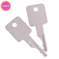 Cheesenm 2 PCS Bobcat Key Applicable To S550 S185 Skid Steer Loader Sweeper Key S331 / S160 Excavato
