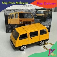Diecast 1:64 Keychain Truck Toyota AE86 Alphard Suzuki Jimny G63 Car Alloy Model Car Metal Collectio