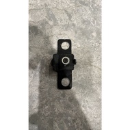 RADIATOR MOUNTING NISSAN SUNNY 130Y B11 1.3