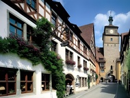 蒂爾曼里門施奈德酒店 (Tilman Riemenschneider)