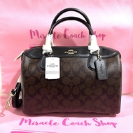 กระเป๋า Coach ของแท้ มือ 1 มีตำหนิ ทรงหมอน 12 นิ้ว มีหมุดที่ฐาน ลดราคาล้าง stock COACH 31383 LARGE B