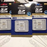TOSHIBA SD記憶卡16G C10