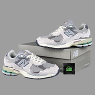 Sepatu NB 2002R Protection Pack Rain Cloud