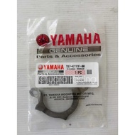 **OFFER SEMENTARA STOK MASIH ADA** YAMAHA LC135 FZ150 CAMSHAFT PLATE BRACKET 100% ORIGINAL YAMAHA 1S