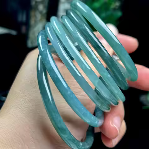 Jade bracelet, natural A product, blue water, oil green, Guatemalan jade bracelet.