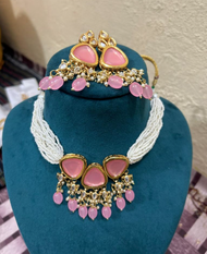 Indian wedding jewellery kundan set Handmade single piece artistry Everlasting elegant high quality Kundan Necklace set in delicate pearl beads with matching earrings