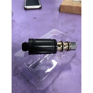 BMW E60 / X5 E70 AC COMPRESSOR CONTROL SOLENOID ( NEW OEM )