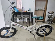 摺疊單車