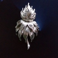 Vintage Jewelry 西洋古董飾品 MONET 銀色調 立體花卉 別針