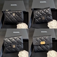 全新 Chanel 經典黑色荔枝牛皮短銀包  classic black calfskin small wallet boy wallet Zip wallet 黑金短銀包