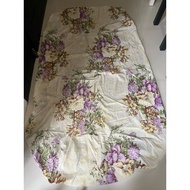 Pre-loved Bedsheets Beddings Comforter Pillows