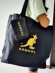 經典kangol logo的手提/肩背包/大容量厚磅帆布購物袋，上街買些民生用品，也能很時尚!附帶票卡夾，目前市場售價請參考商品照片最後一張$810