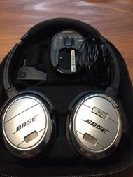 Bose quietcomfort headphones