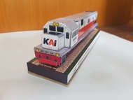 Miniatur papercraft Kereta api kertas CC201