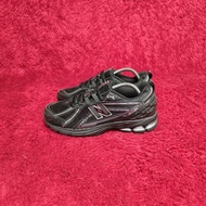 NB 1906r Black Silver Metallic