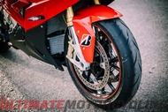 ยาง superbike BATTLAX HYPERSPORT S22 120/70-17 190/55 -17ทำเส้นทางของคุณให้แตกต่าง superbike racing 