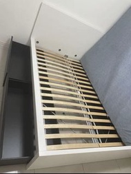 Ikea二手雙人床架+床墊