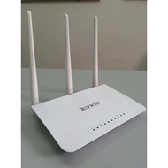 TENDA F3 wifi transmitter, beautiful appearance, wall penetration, speed 300Mbps