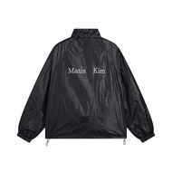 เสื้อแจ็คเก็ตกันแดดมีเชือกผูกคอตัวอักษร Matin Kim สำหรับผู้หญิง ฤดูใบไม้ผลิและฤดูร้อน เสื้อคลุมกันลม