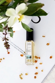 香草琥珀精油日香水 花梨木 岩蘭草 佛手柑