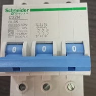 MCB 3 PHASE 35 A SCHENEIDER-Amartya