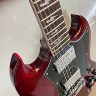 Gibson SG guitar, Classic microphone, professional level