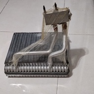 PEUGEOT 407 OLD MODEL AIRCOND COOLING COIL WITH EXPENSION VALVE (HalfCut Used)