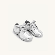 JW PEI | รองเท้าบัลเล่ต์สไตล์เรโทรสีเงินสำหรับผู้หญิง