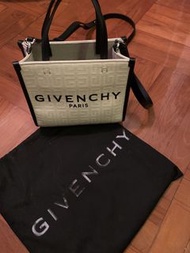 GIVENCHY手袋