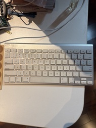 Apple 無線鍵盤