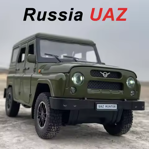 1:18 Russia UAZ Hunter LADA NIVA Alloy Models Diecast Cars Toys Doors Openend Sound Light Pull Back 