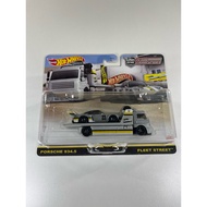 Hotwheels Porsche 934.5 Fleet Street Team Transport