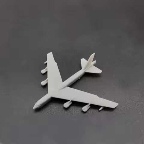 1PCS B-52G Stratofortress Bombardment Aircraft Model 1/700 1/400 1/350 Scale Bomber with Landing Gea
