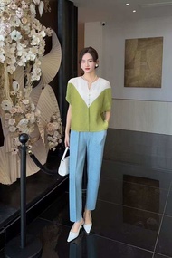 Pleatbynisa เสื้ออัดพลีท A747 เนื้อผ้าPolyester100%