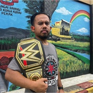 WWE Championship Commemorative Adult Title Belt