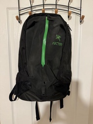 Arc’teryx arro 22 backpack fluorescent green - 不死鳥背包 瑩光綠 22L